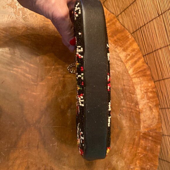 Vintage Needlepoint Evening Bag with gold chain to wear as a crossbody EUC - Picture 5 of 5